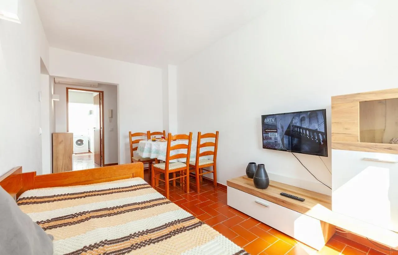 B14 - Heart Of Old Town Apartment Lagos